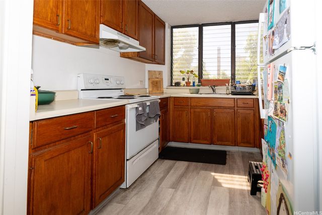 922 McCully Street, Honolulu, HI 96826