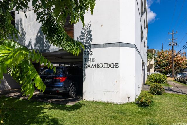 922 McCully Street, Honolulu, HI 96826