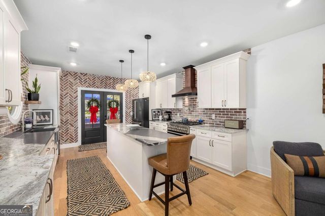 962 Ashby Circle NW, Atlanta, GA 30314