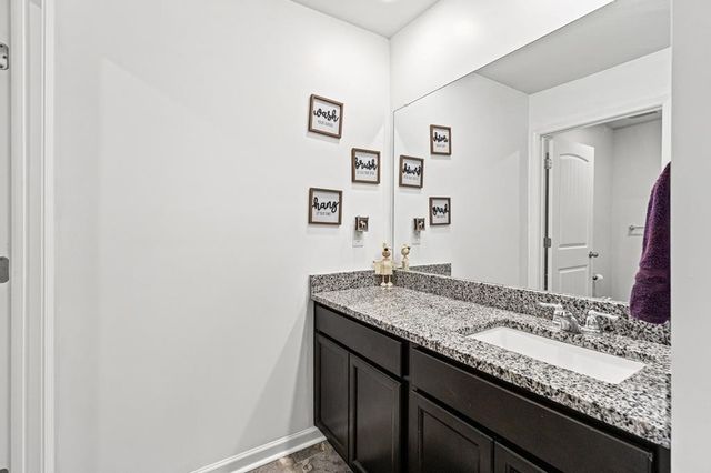 176 Nunally Dr, Baxter, TN 38544