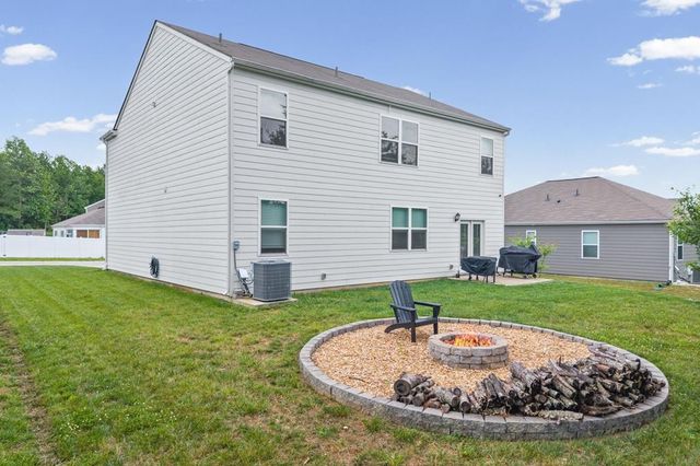 176 Nunally Dr, Baxter, TN 38544