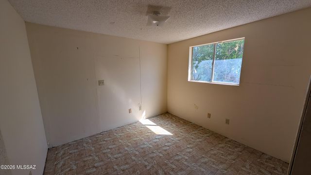 25 E Los Reales Road, Tucson, AZ 85756