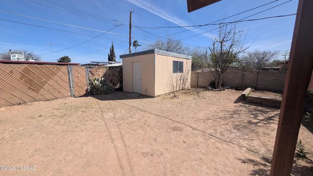 25 E Los Reales Road, Tucson, AZ 85756