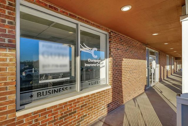 804 Eastwood Drive 7, Mahomet, IL 61853