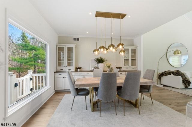 44 Linberger Dr, Bridgewater Twp., NJ 08807