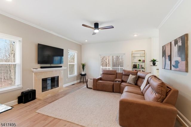 44 Linberger Dr, Bridgewater Twp., NJ 08807