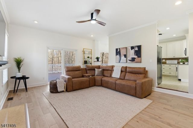 44 Linberger Dr, Bridgewater Twp., NJ 08807