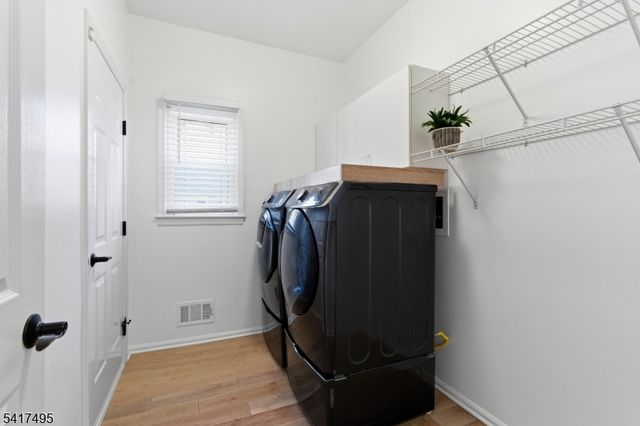 44 Linberger Dr, Bridgewater Twp., NJ 08807