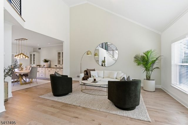 44 Linberger Dr, Bridgewater Twp., NJ 08807