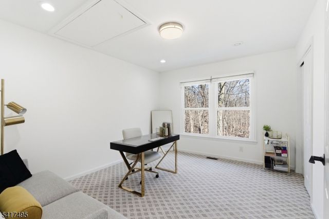 44 Linberger Dr, Bridgewater Twp., NJ 08807