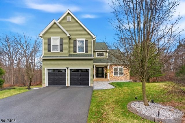 44 Linberger Dr, Bridgewater Twp., NJ 08807