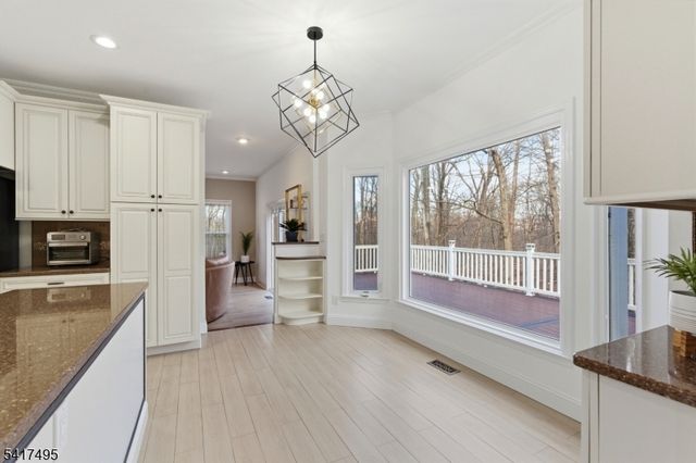 44 Linberger Dr, Bridgewater Twp., NJ 08807