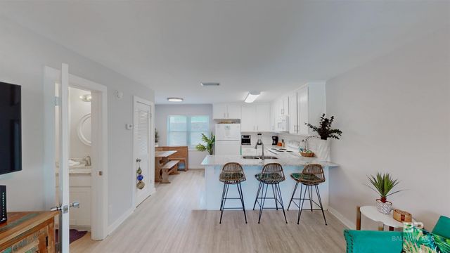 372 E Beach Boulevard 2, Gulf Shores, AL 36542