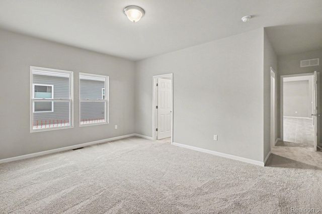 386 Dorchester Drive, Howell, MI 48855