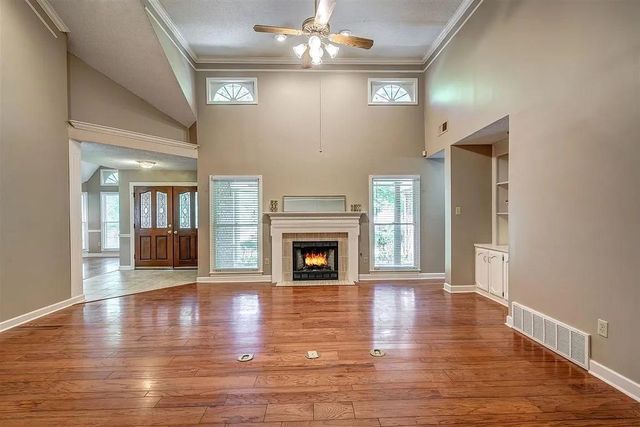 8630 WOOD FARMS CV, Memphis, TN 38016