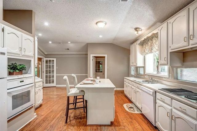 8630 WOOD FARMS CV, Memphis, TN 38016