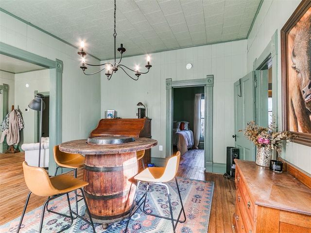 318 S 2nd Street, Guthrie, OK 73044