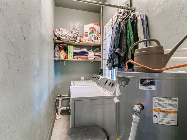 318 S 2nd Street, Guthrie, OK 73044