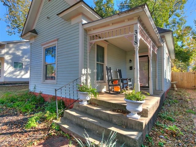 318 S 2nd Street, Guthrie, OK 73044