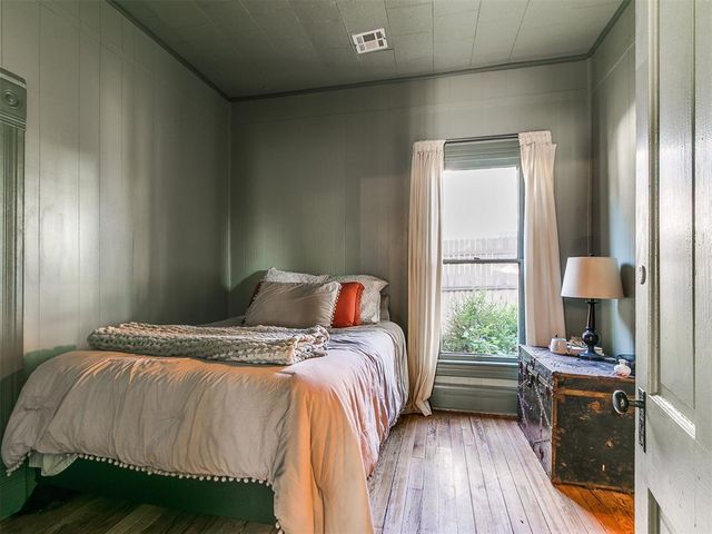 318 S 2nd Street, Guthrie, OK 73044