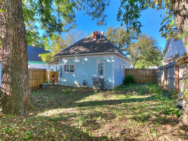 318 S 2nd Street, Guthrie, OK 73044