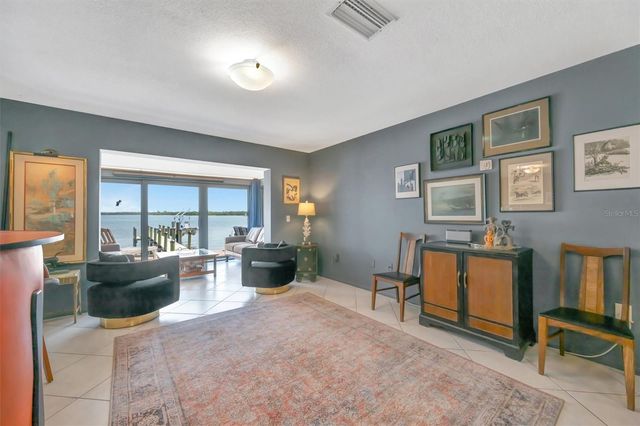 3863 CATALINA DRIVE, Bradenton, FL 34210