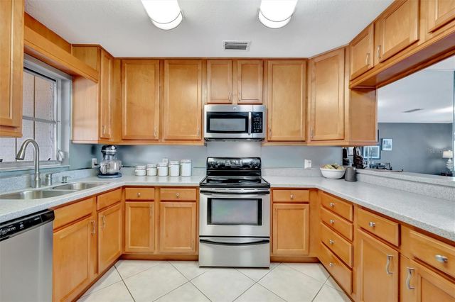 3863 CATALINA DRIVE, Bradenton, FL 34210
