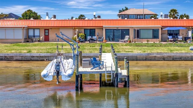 3863 CATALINA DRIVE, Bradenton, FL 34210