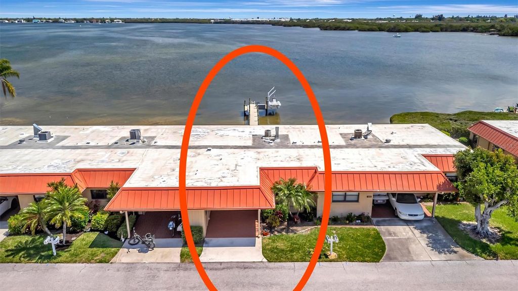 Image 1 of property listing at 3863 CATALINA DRIVE, Bradenton, FL 34210