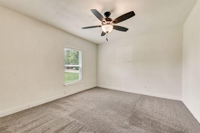 105 Weaver Street, Forney, TX 75126