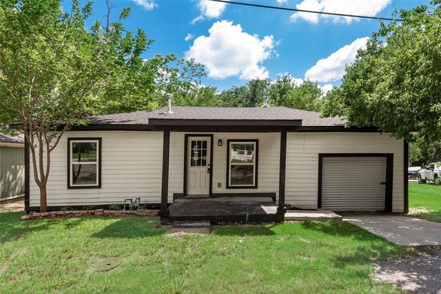 105 Weaver Street, Forney, TX 75126