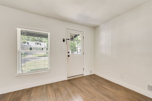 105 Weaver Street, Forney, TX 75126