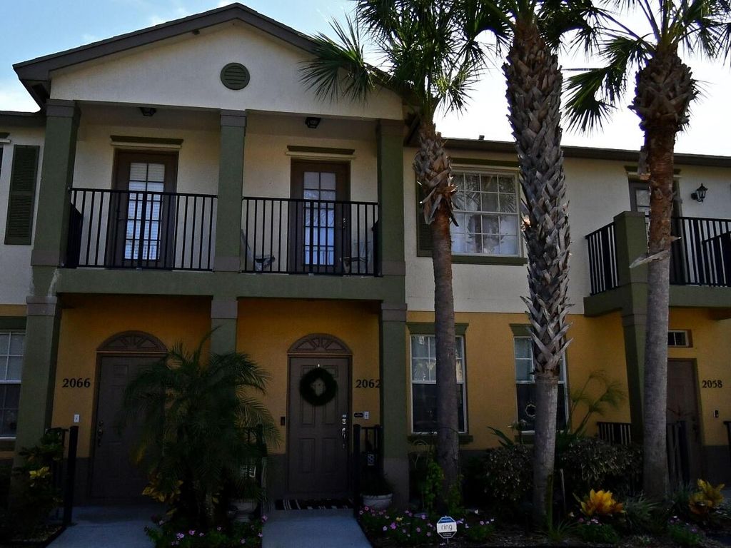 2062 SE Glen Ridge Drive, Port St. Lucie, Port St Lucie, FL 34952