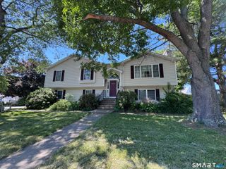 682 Milford Point Road, Milford, CT 06460