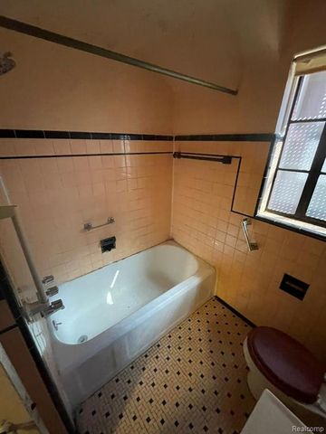 8212 E Lantz Street, Detroit, MI 48234