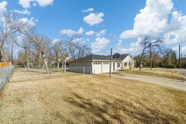 1401 Francis Drive, College Station, TX 77840