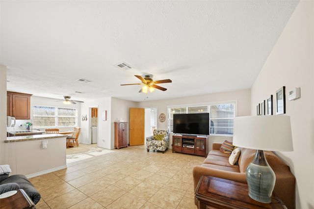 1401 Francis Drive, College Station, TX 77840