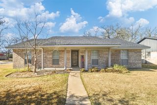 1401 Francis Drive, College Station, TX 77840