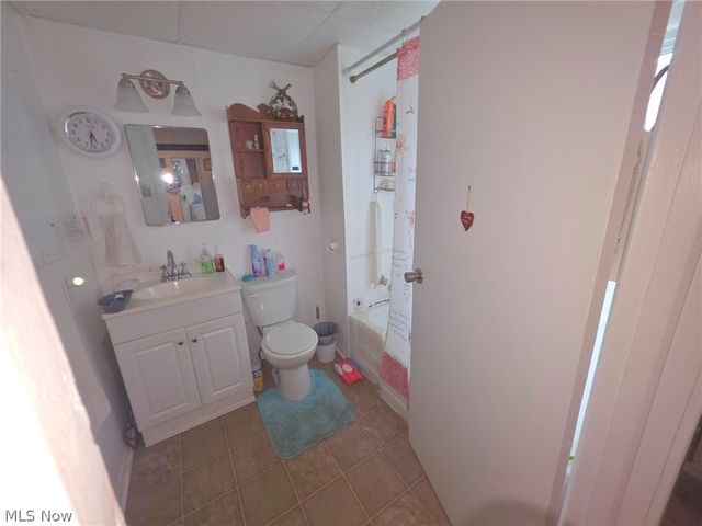 36 Benton Street, Austintown, OH 44515