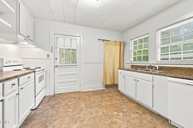 820 W Knox Street, Durham, NC 27701