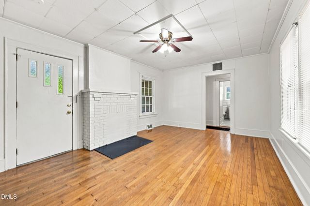 820 W Knox Street, Durham, NC 27701