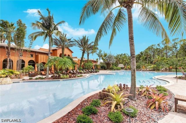 9076 Rialto ST 6204, Naples, FL 34113