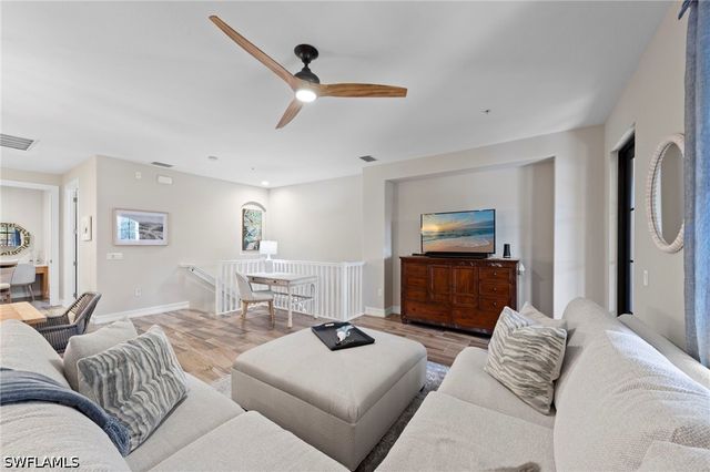 9076 Rialto ST 6204, Naples, FL 34113