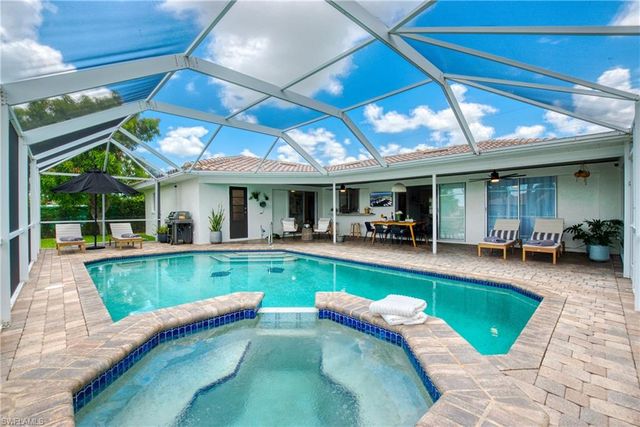 154 SW 52nd ST, Cape Coral, FL 33914