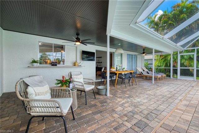 154 SW 52nd ST, Cape Coral, FL 33914