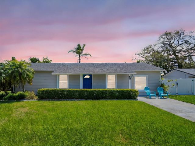1011 COLDSTREAM COURT, Tarpon Springs, FL 34689