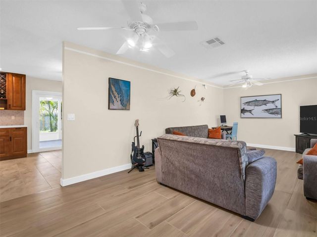 1011 COLDSTREAM COURT, Tarpon Springs, FL 34689