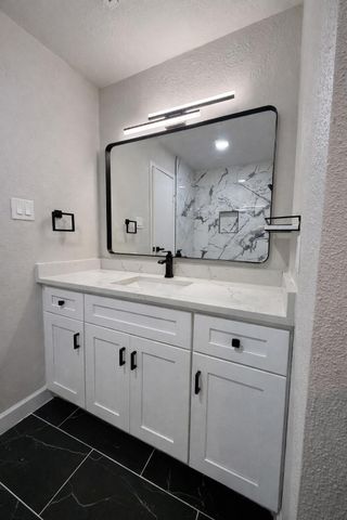 2125 Augusta Drive 74, Houston, TX 77057