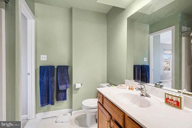 3706 WHEATLAND DR, Dover, PA 17315