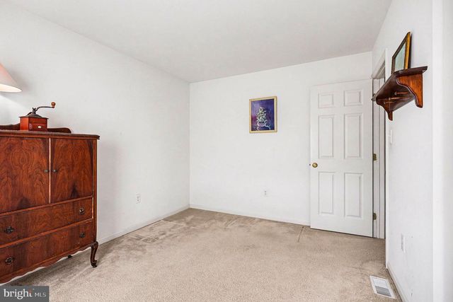 3706 WHEATLAND DR, Dover, PA 17315